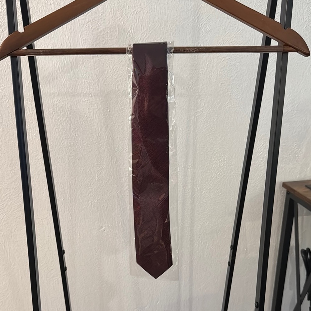Tie Bar Burgundy Tie